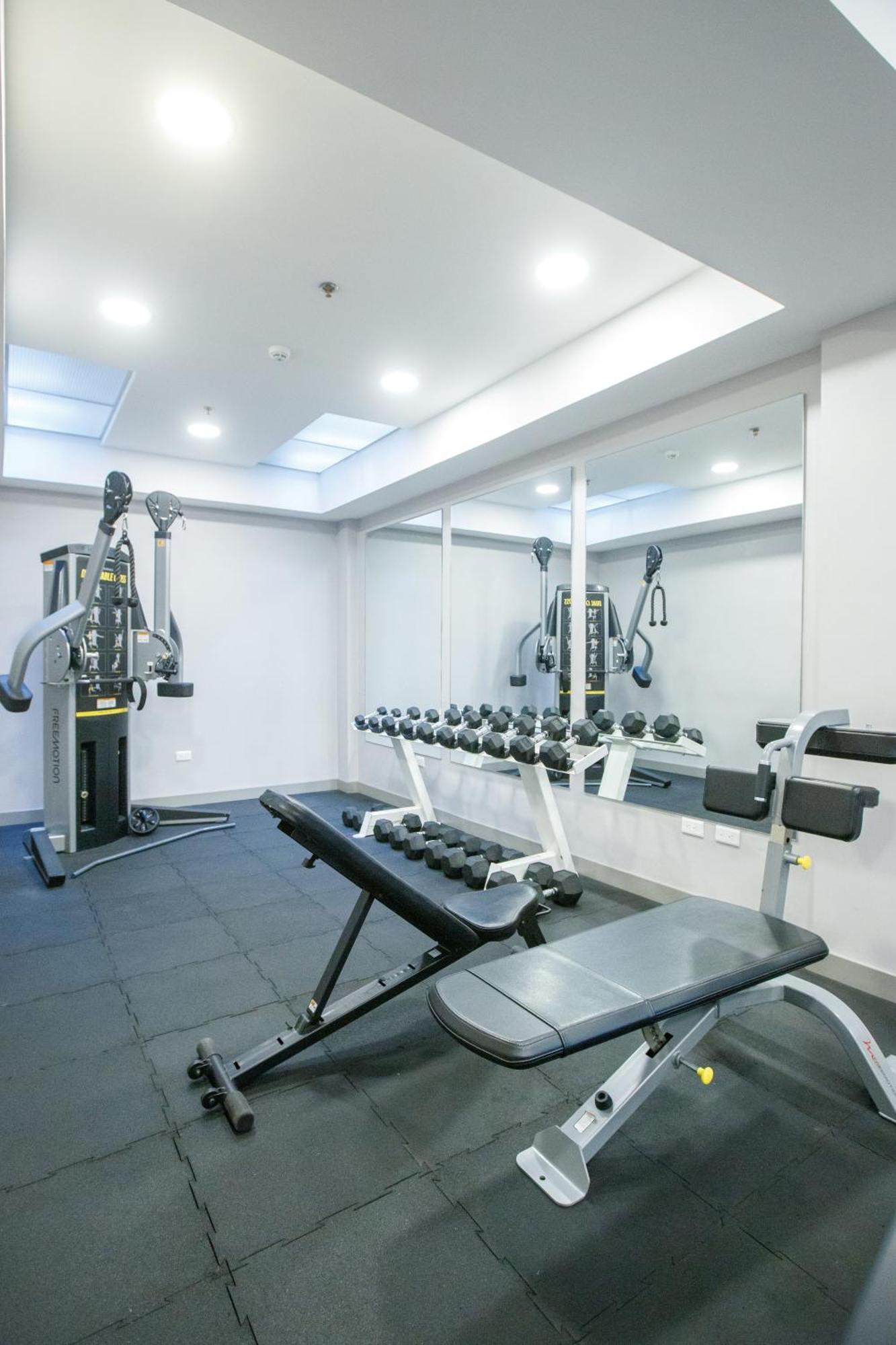 Отель Ibis Кито Экстерьер фото